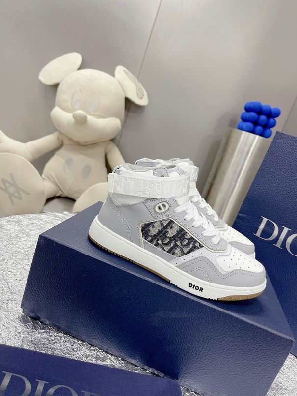 W-Dior-016