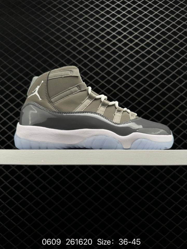 Jordan11-W-030