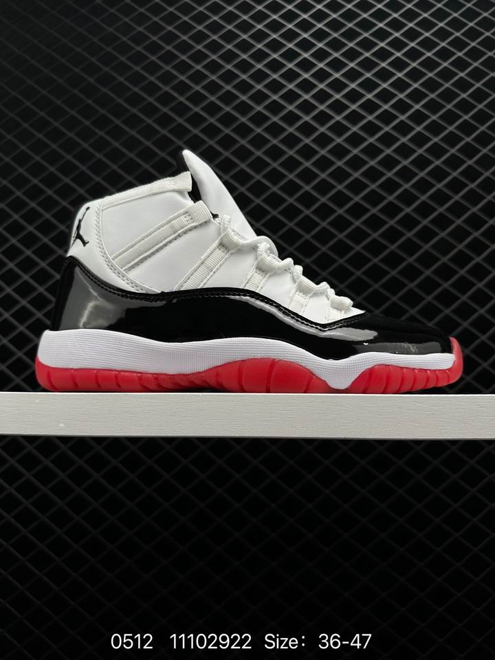 Jordan11-W-033