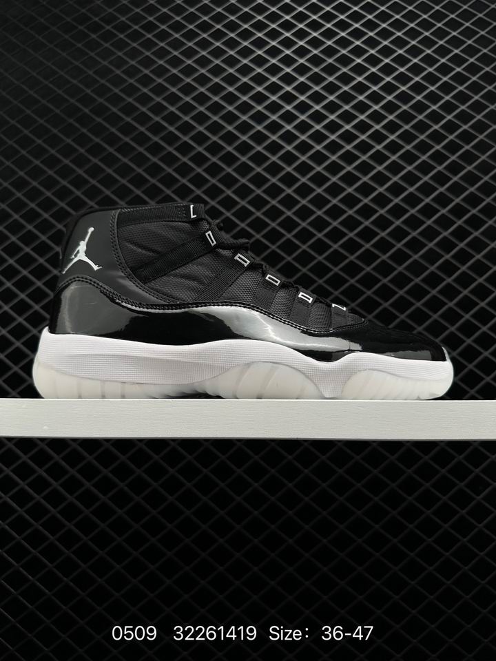 Jordan11-W-035