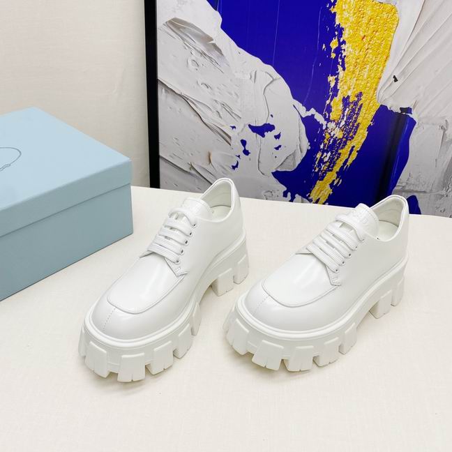 W-Prada-004