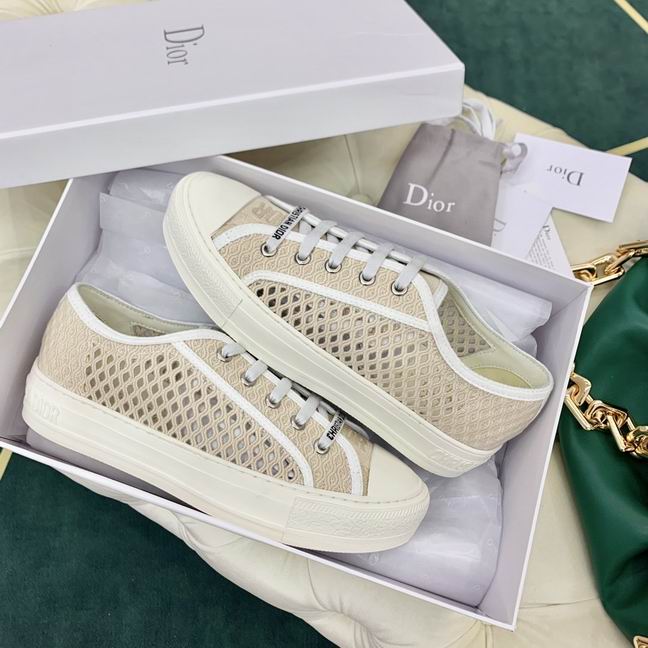 W-Dior-021