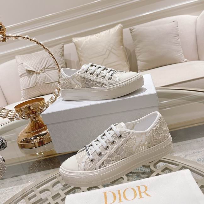W-Dior-003