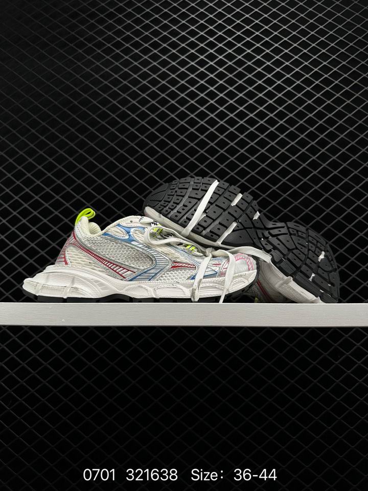 W-Balenciaga-027