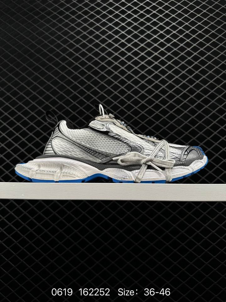 W-Balenciaga-042