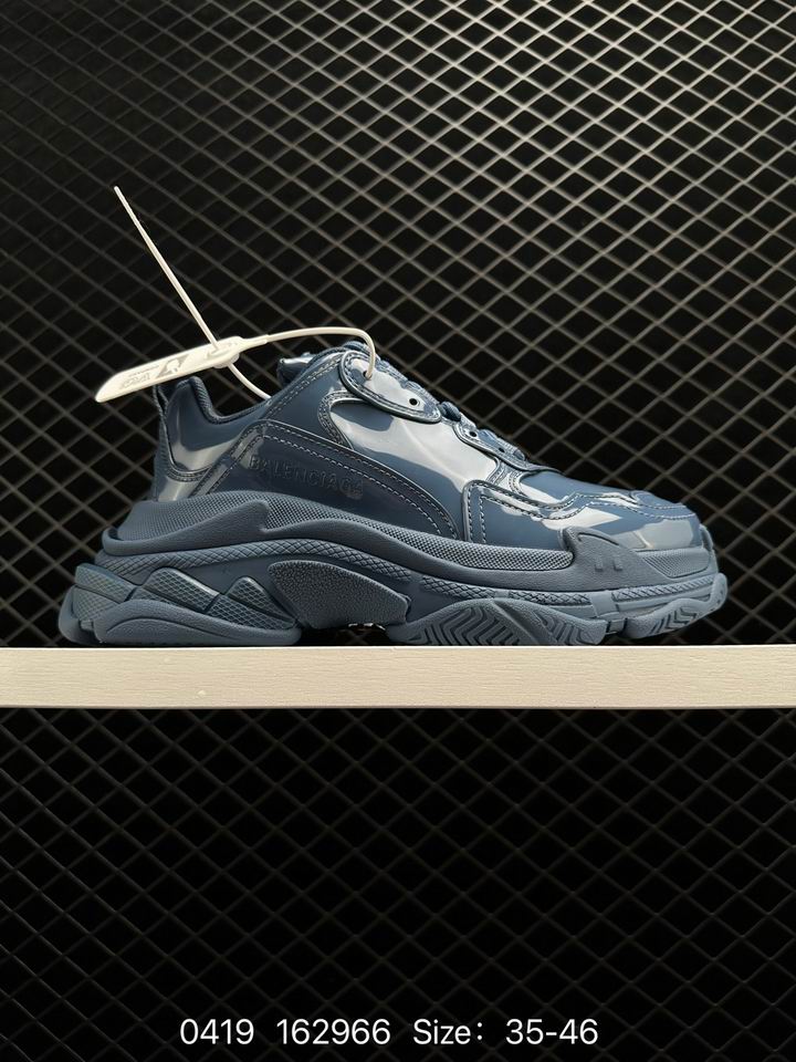 W-Balenciaga-026