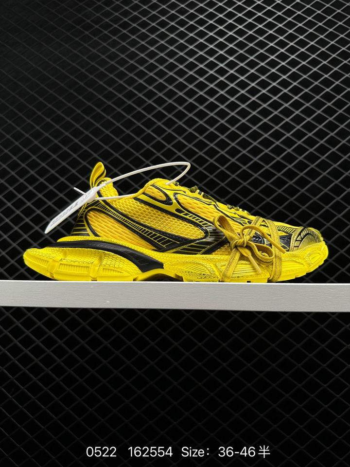 W-Balenciaga-057