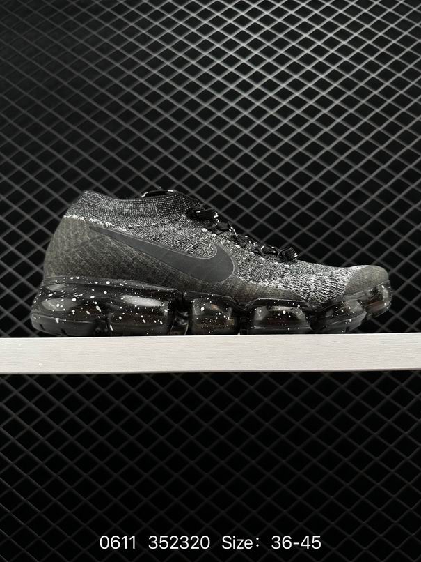 W-Vapormax-027