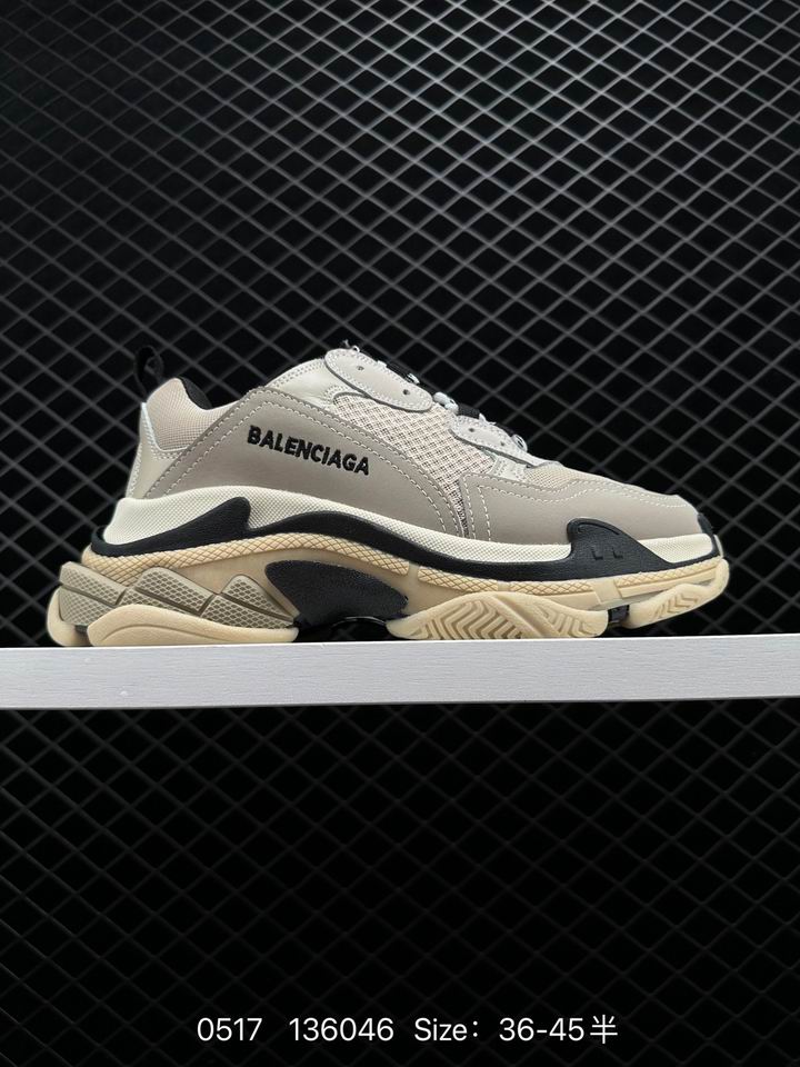 W-Balenciaga-069