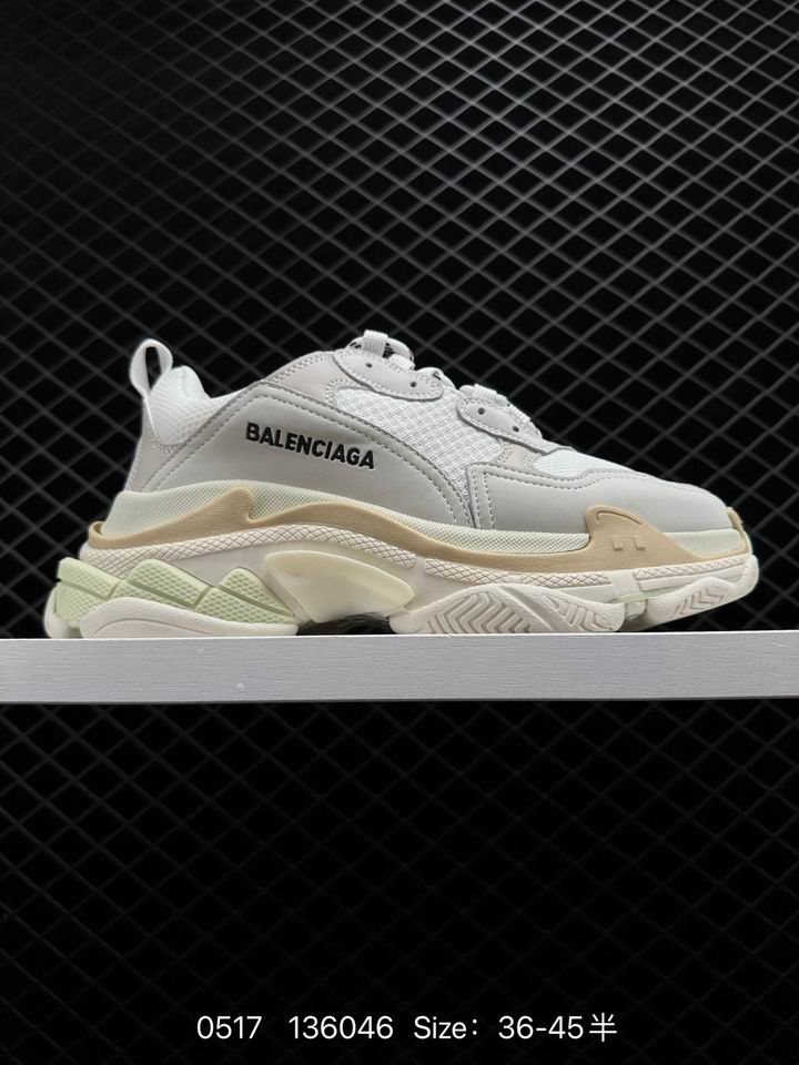 W-Balenciaga-070