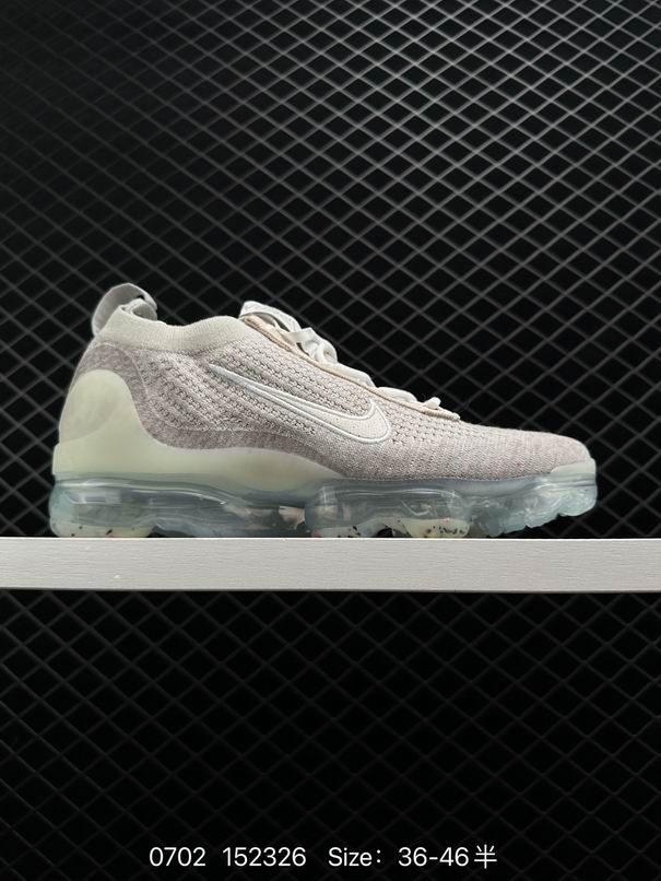 W-Vapormax-054