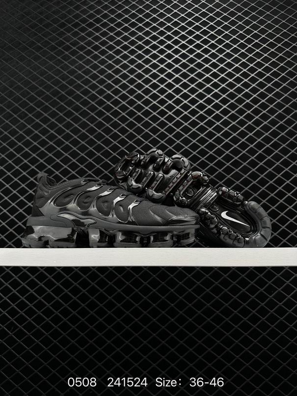 W-Vapormax-073