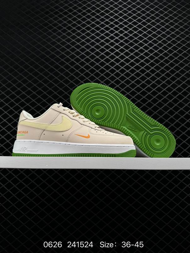 AF1-135