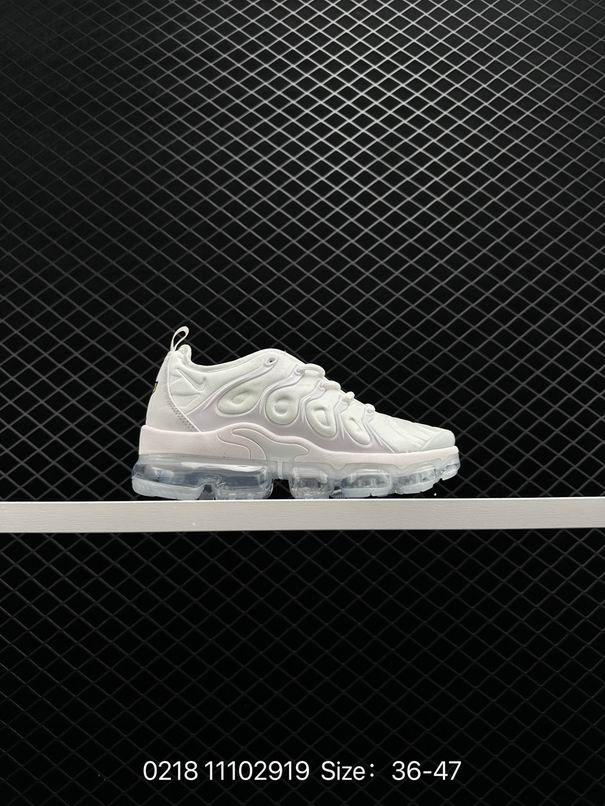 W-Vapormax-079