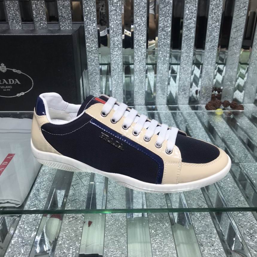 Prada-008