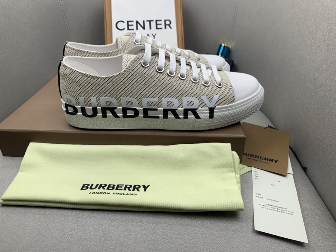 W-Burberry-014
