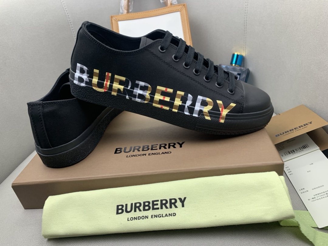 W-Burberry-016