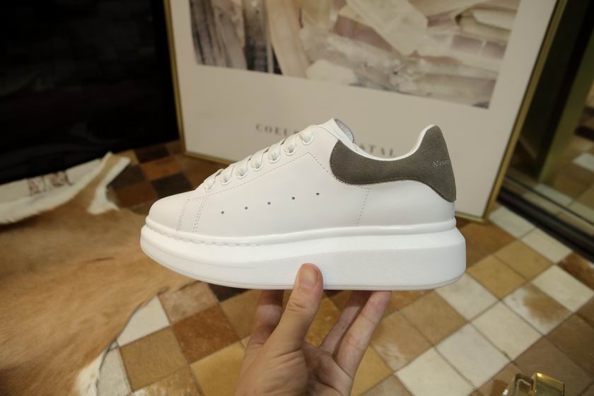 McQUEEN-008