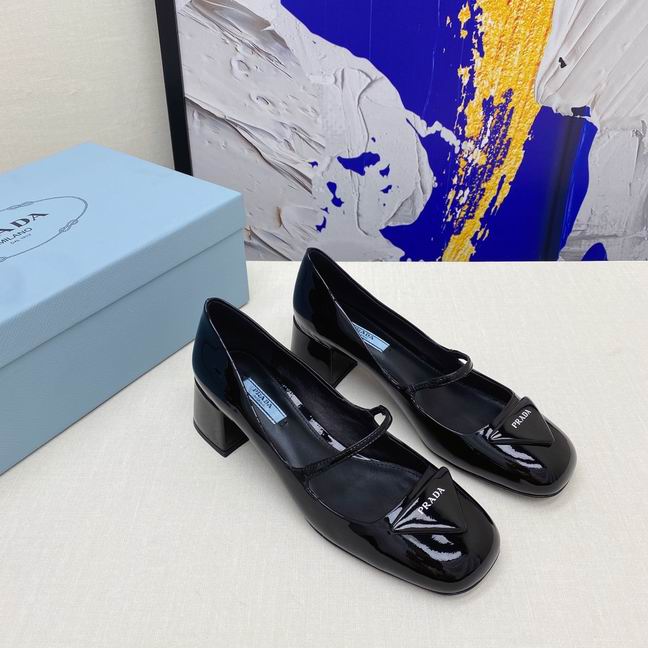 W-Prada-024
