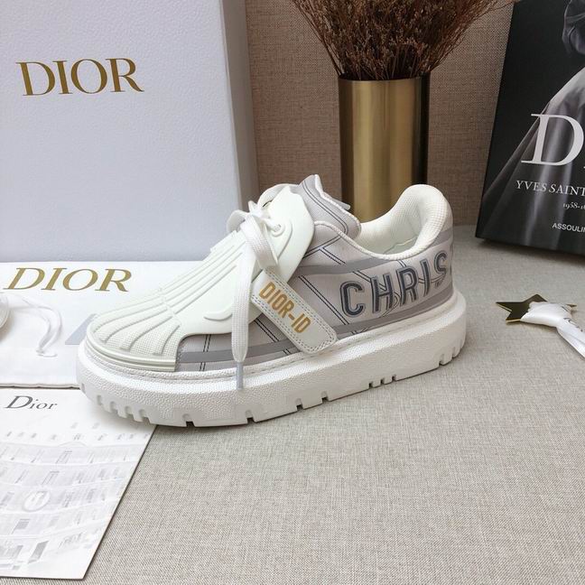 W-Dior-042