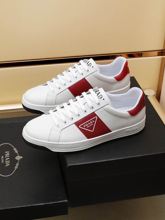 Prada-026