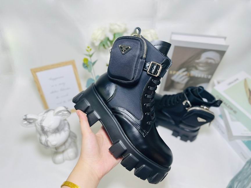 Prada-027