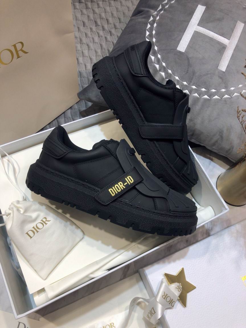 W-Dior-044