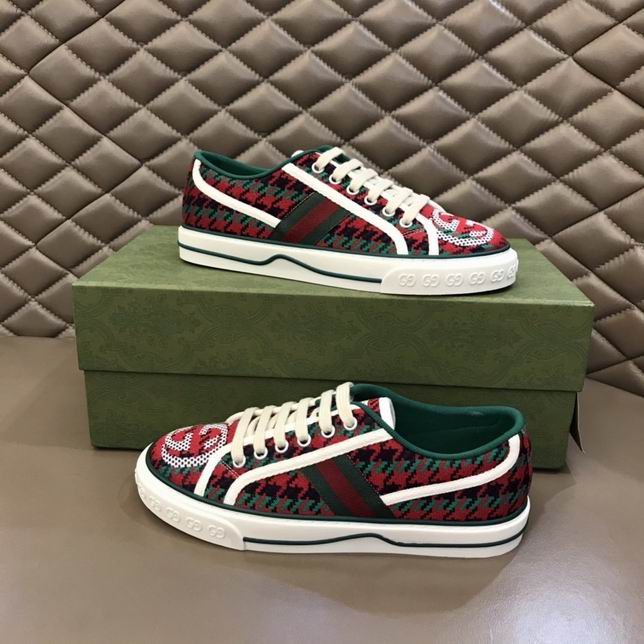 Gucci-105