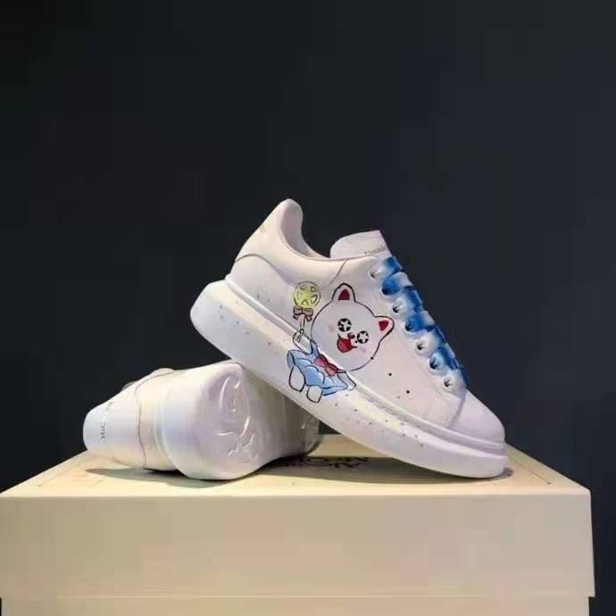 W-McQUEEN-052