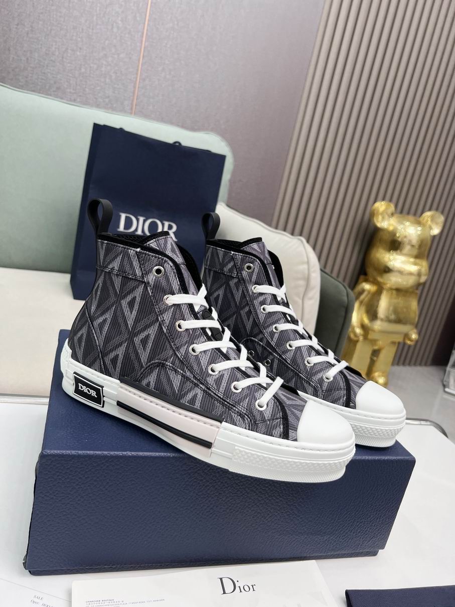 W-Dior-051