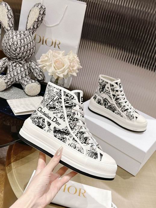 W-Dior-054