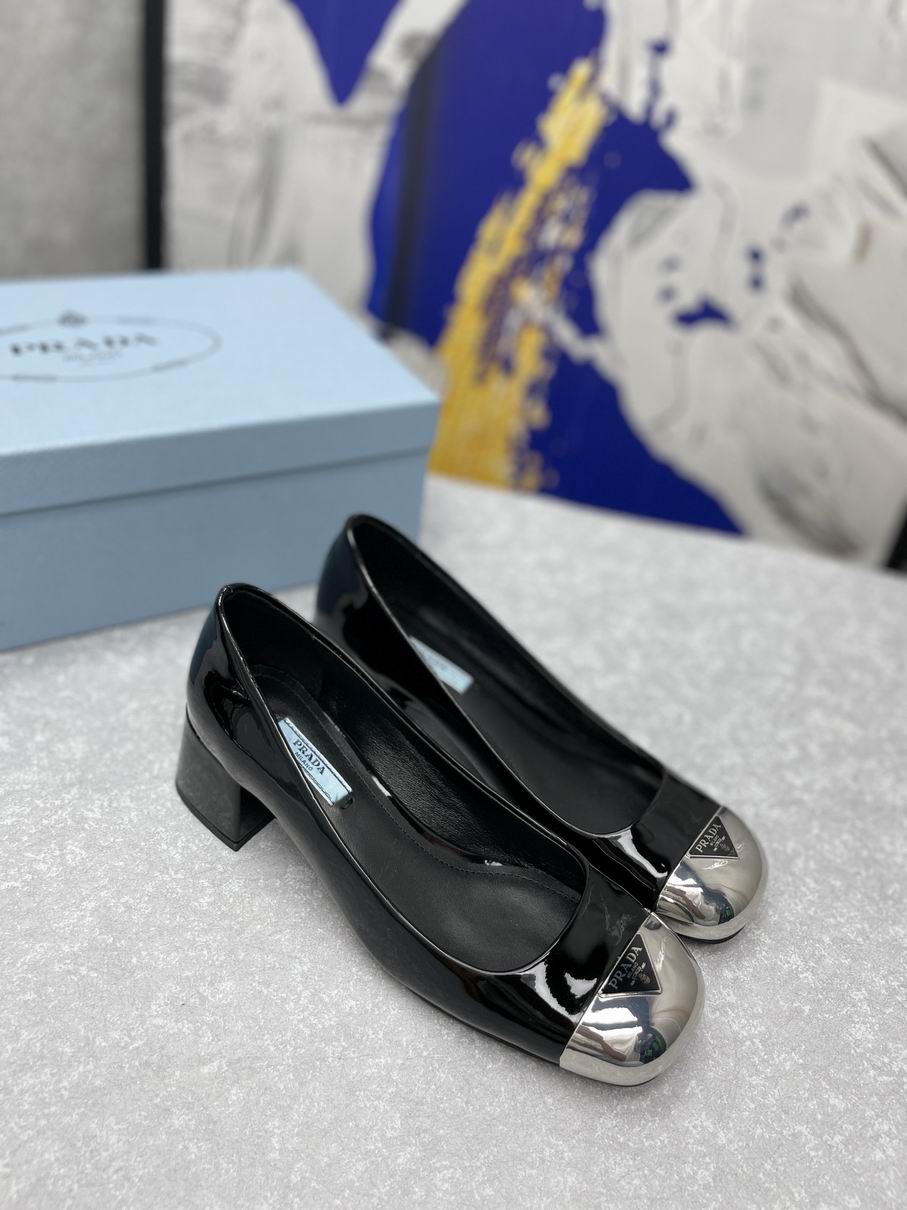 W-Prada-048