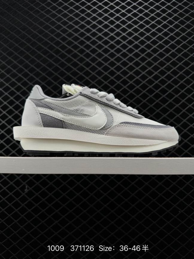 Sacai-026