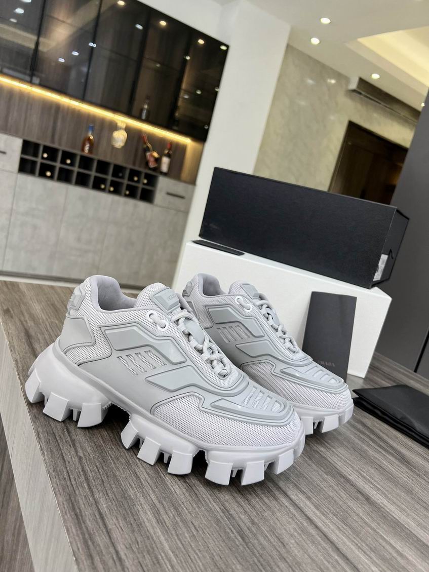 Prada-042