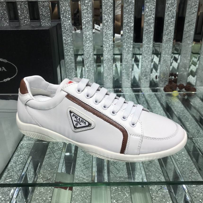 Prada-043