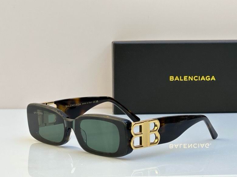 Balenciaga-063