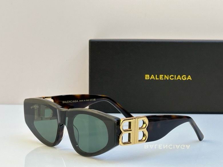 Balenciaga-069