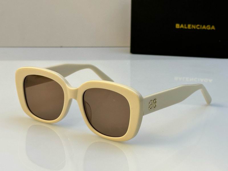 Balenciaga-008