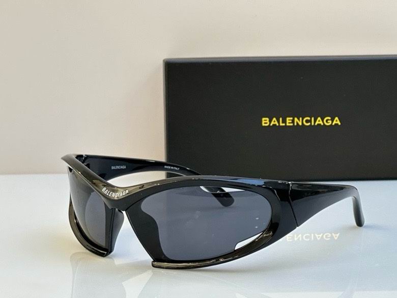 Balenciaga-075