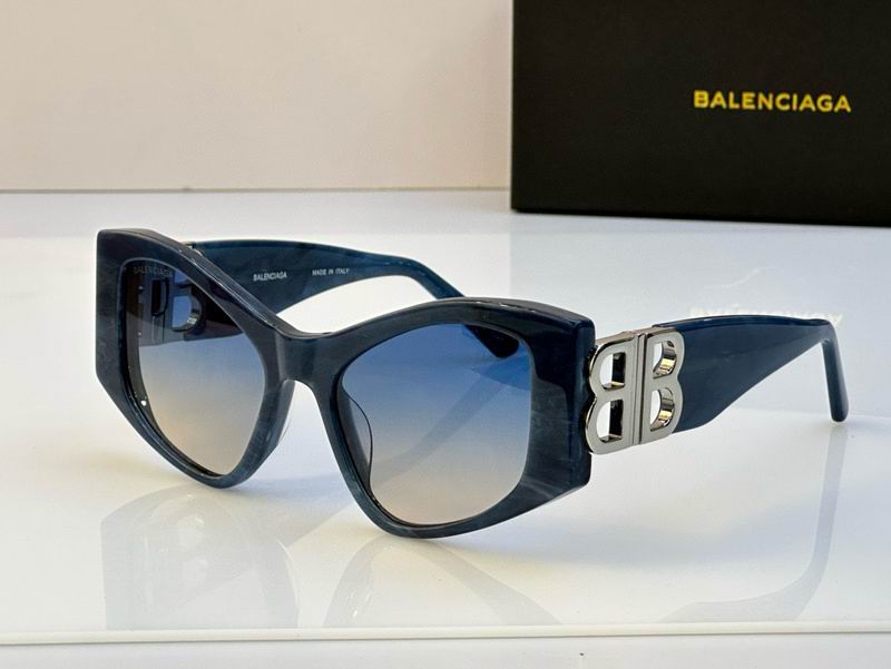 Balenciaga-093