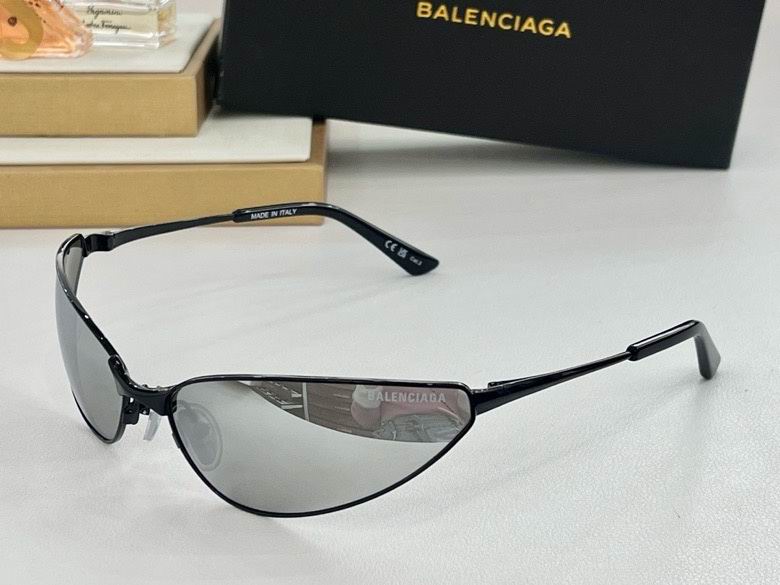 Balenciaga-029