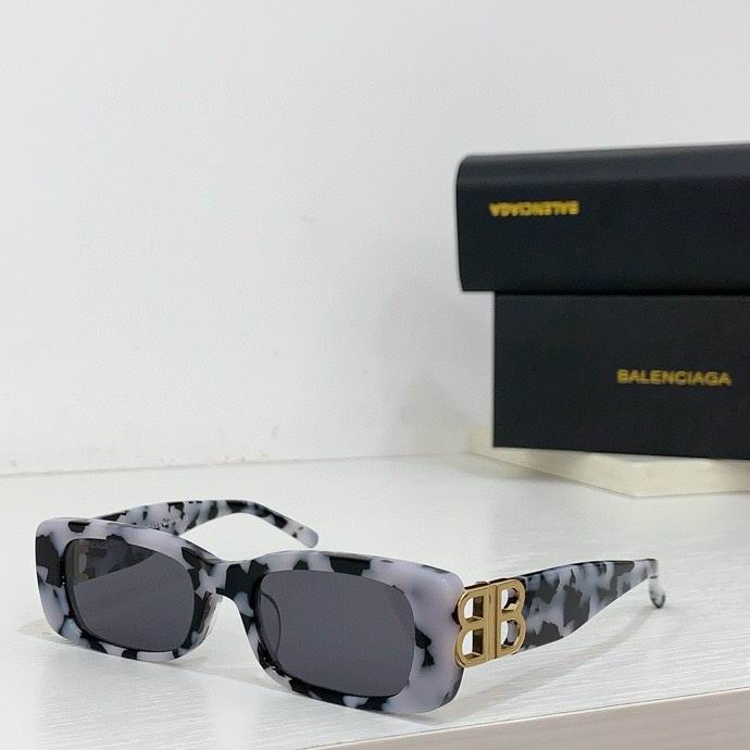 Balenciaga-031