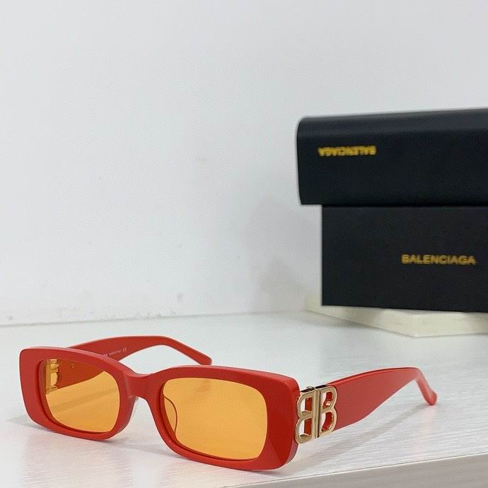 Balenciaga-032