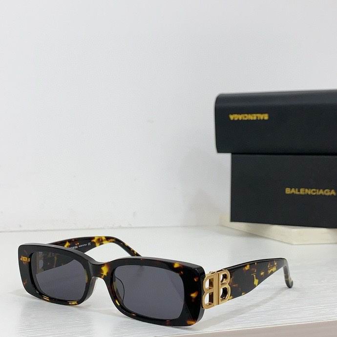 Balenciaga-033