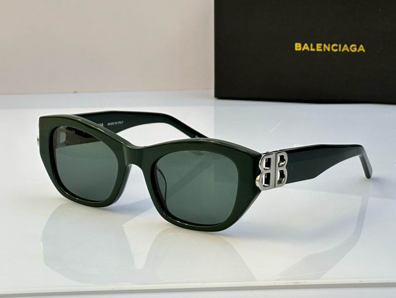 Balenciaga-043
