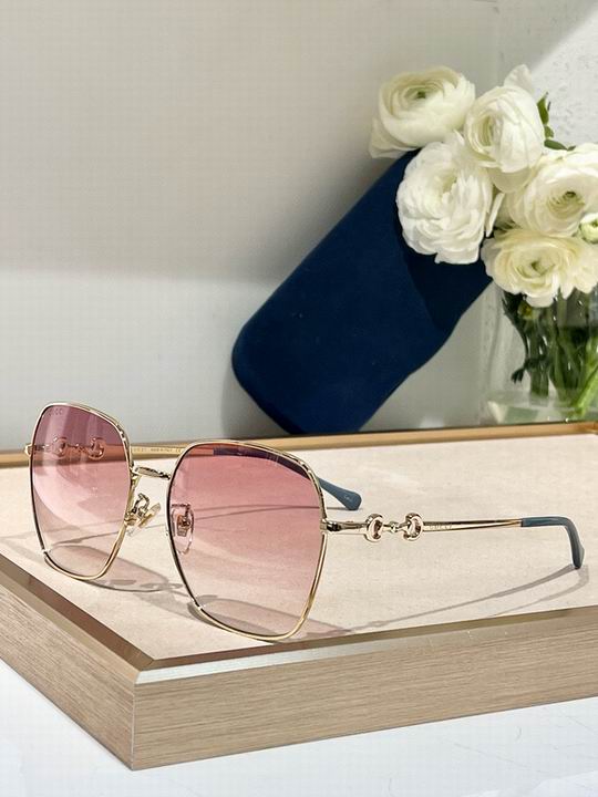 Gucci-054