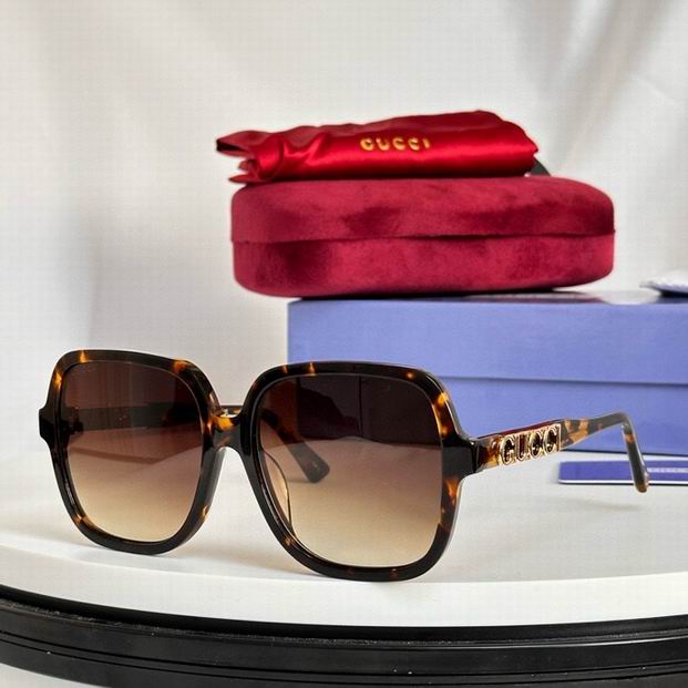 Gucci-064