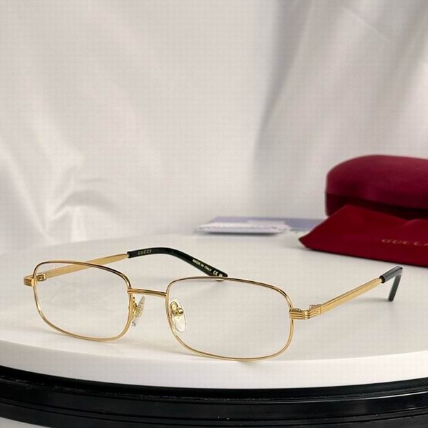 Gucci-075