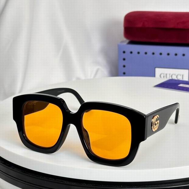 Gucci-094