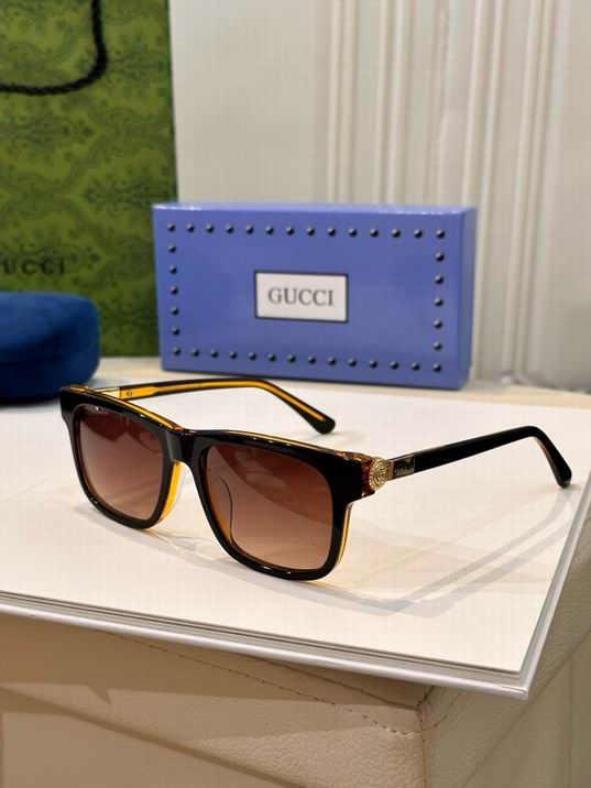 Gucci-032